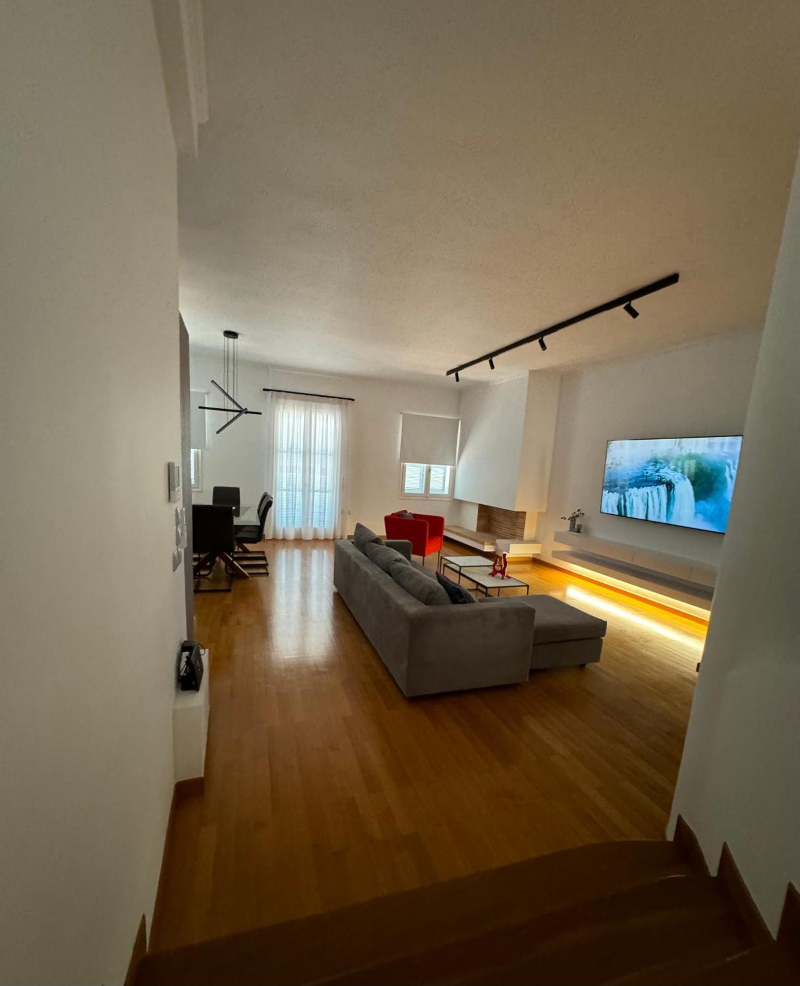 נאפפליו S&F Luxury Apartment מראה חיצוני תמונה