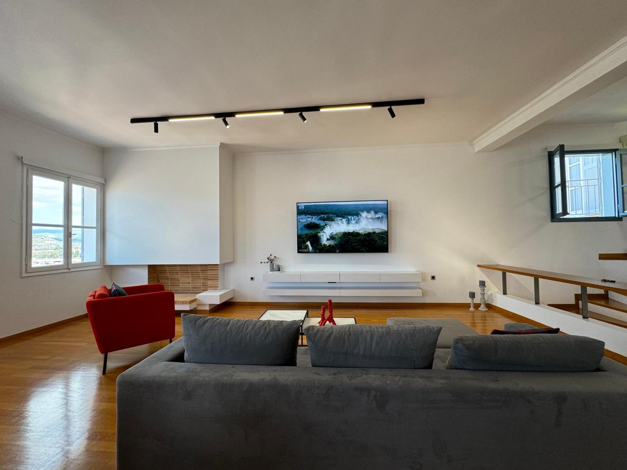 נאפפליו S&F Luxury Apartment מראה חיצוני תמונה